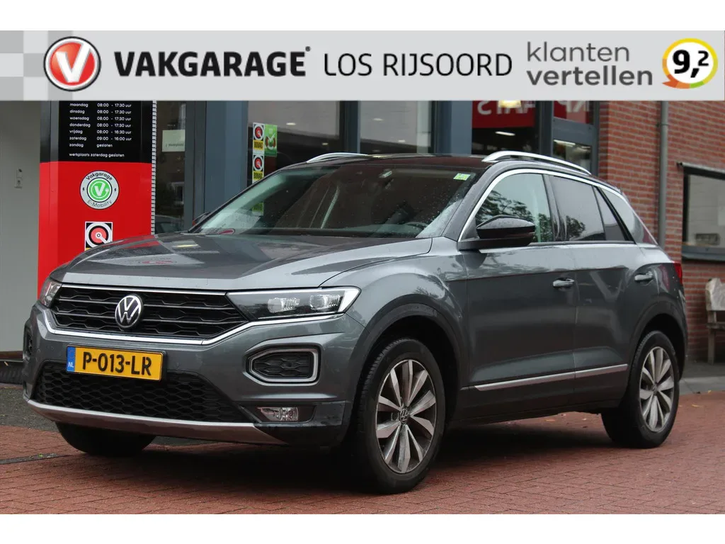 Volkswagen T-Roc (2021) — foto 1