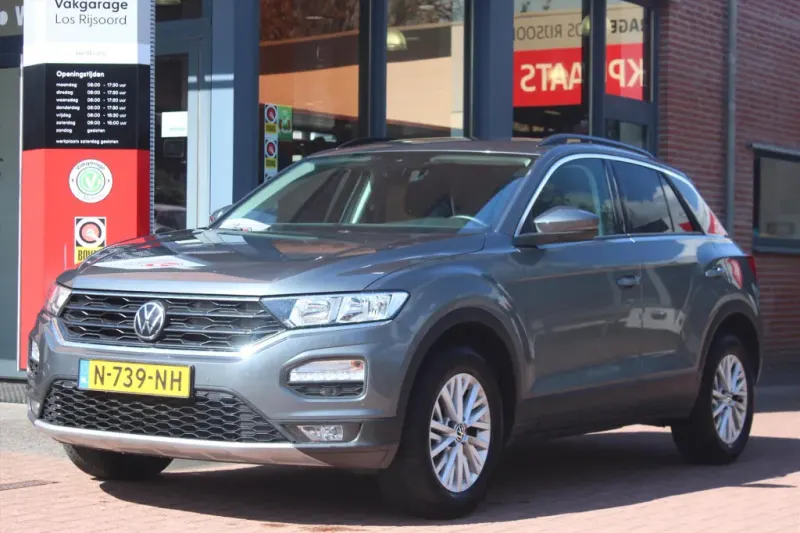 Volkswagen T-Roc (2021)