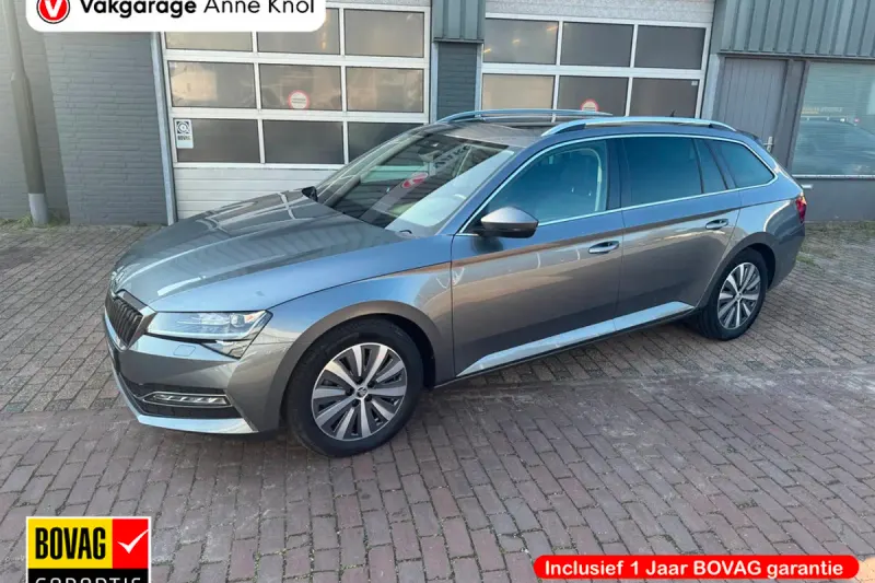 Škoda Superb (2023)