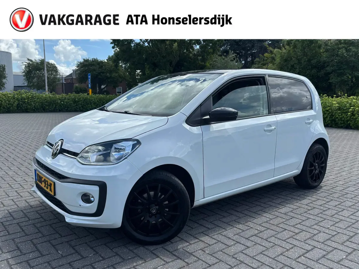 Volkswagen Up! (2018) — foto 1