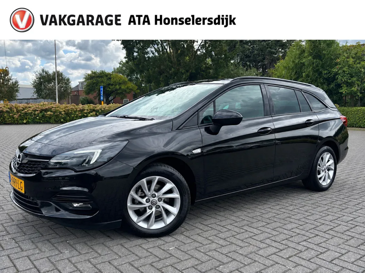 Opel Astra (2021) — foto 1