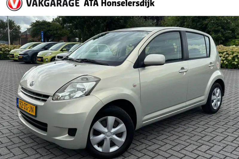 Daihatsu Sirion (2008)