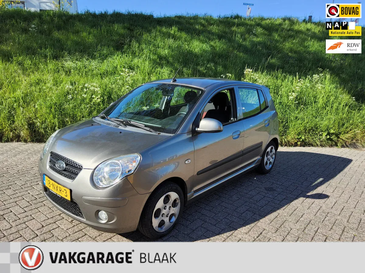 Kia Picanto (2011) — foto 1