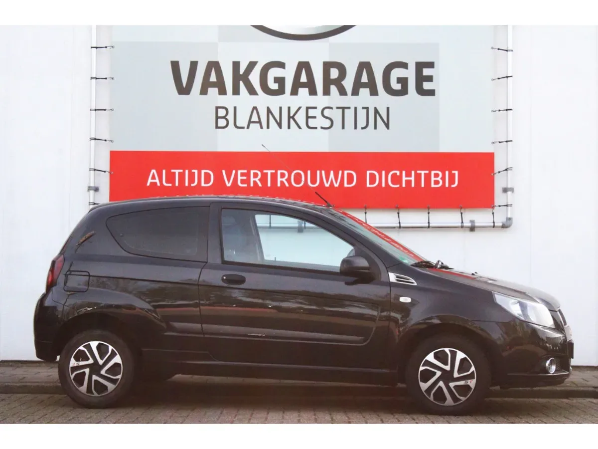 Chevrolet Aveo (2011) — foto 1