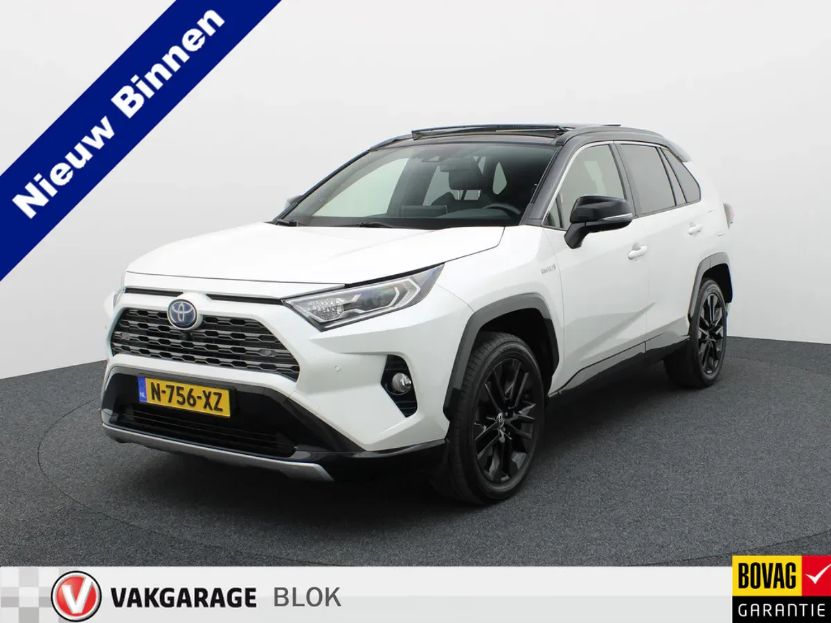 Toyota RAV4 (2022) — foto 1