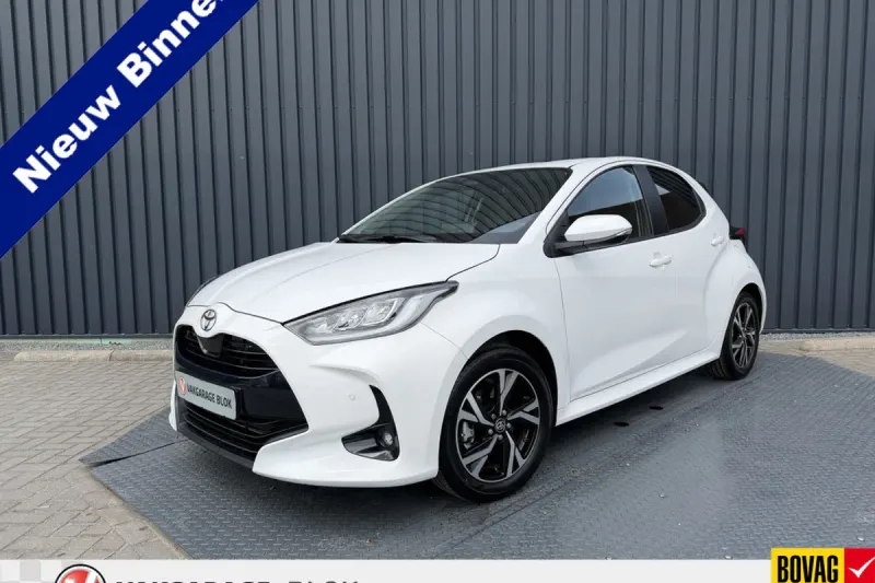 Toyota Yaris (2024)