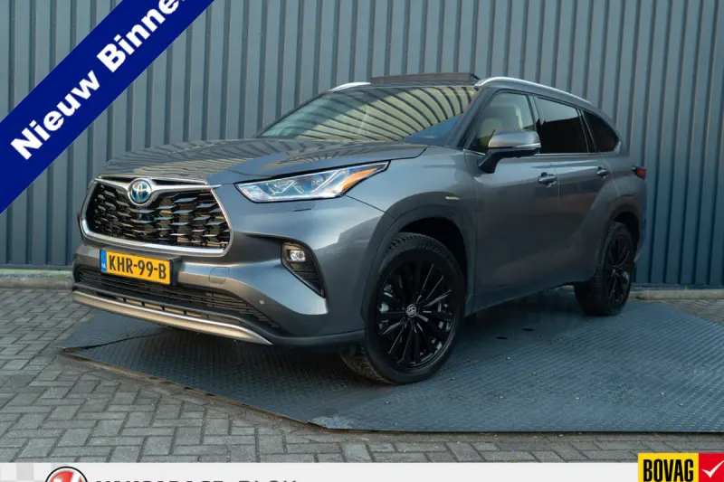 Toyota Highlander (2024)