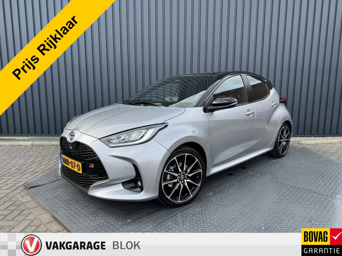Toyota Yaris (2024) — foto 1