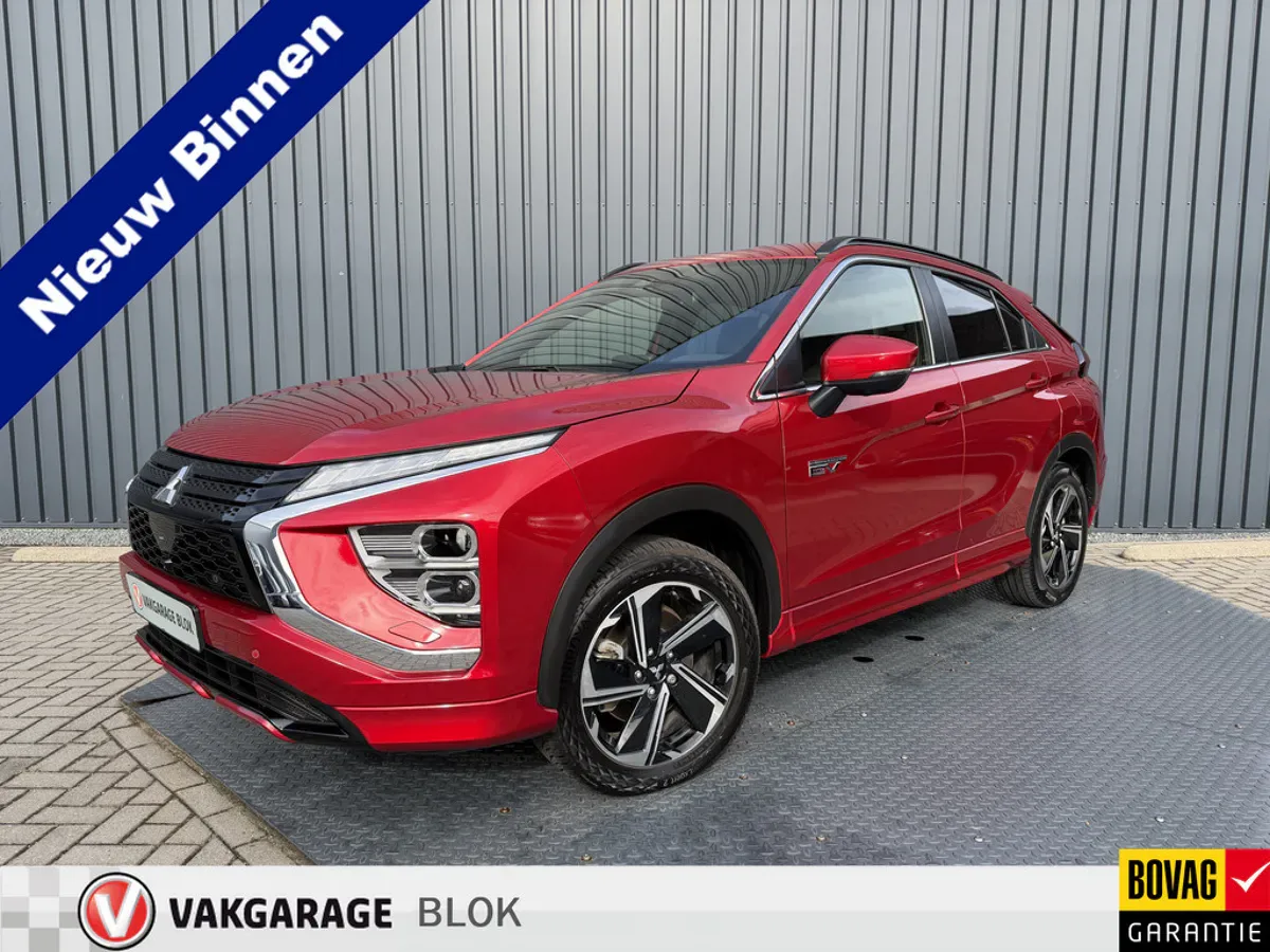 Mitsubishi Eclipse Cross (2023) — foto 1