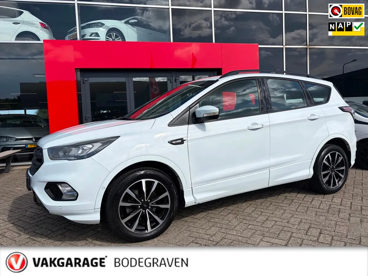 Ford Kuga (2018) — foto 1