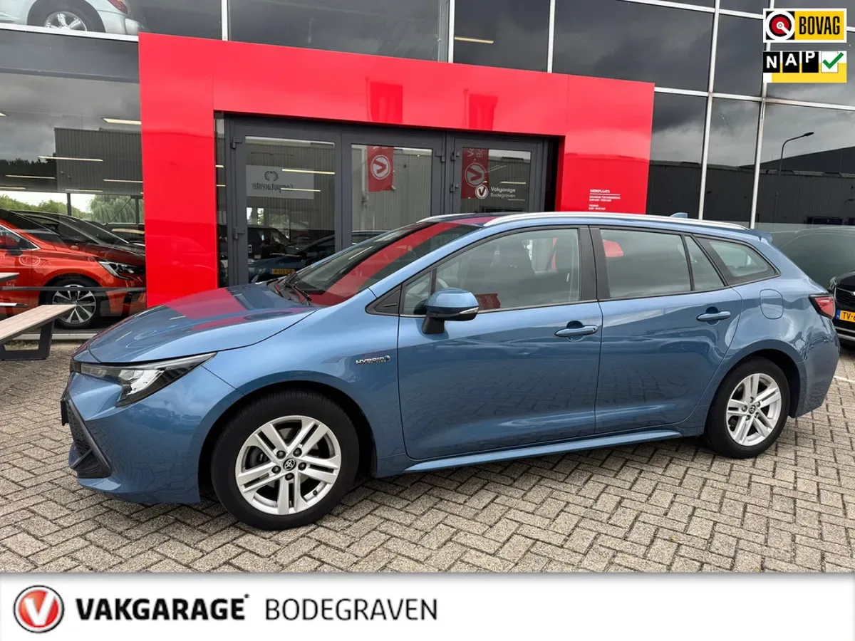 Toyota Corolla (2021) — foto 1