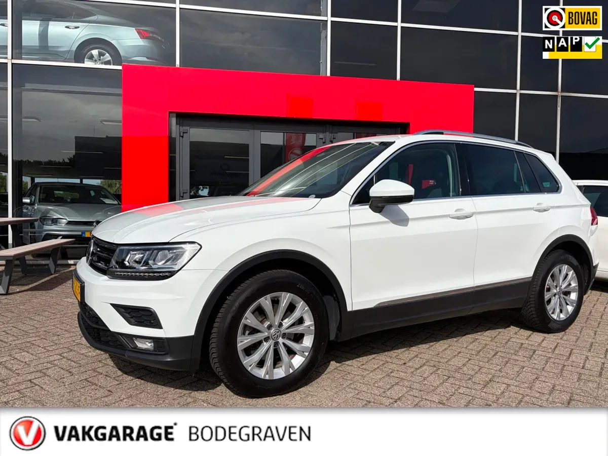 Volkswagen Tiguan (2018) — foto 1
