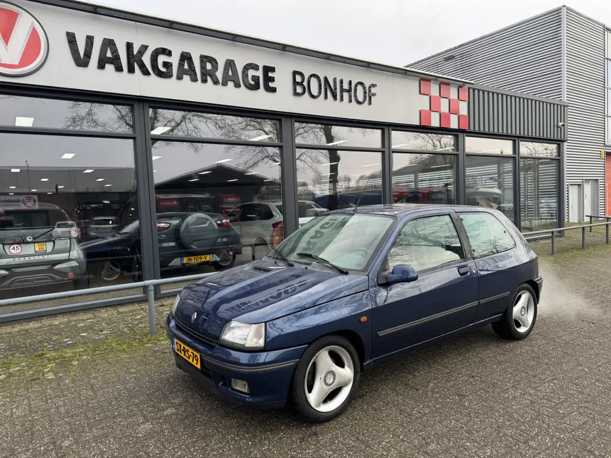 Renault Clio (1991) — foto 1