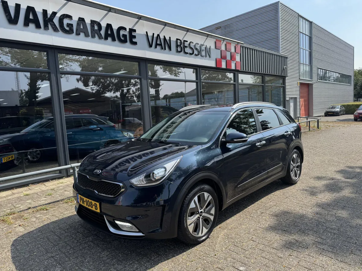 Kia Niro (2017) — foto 1