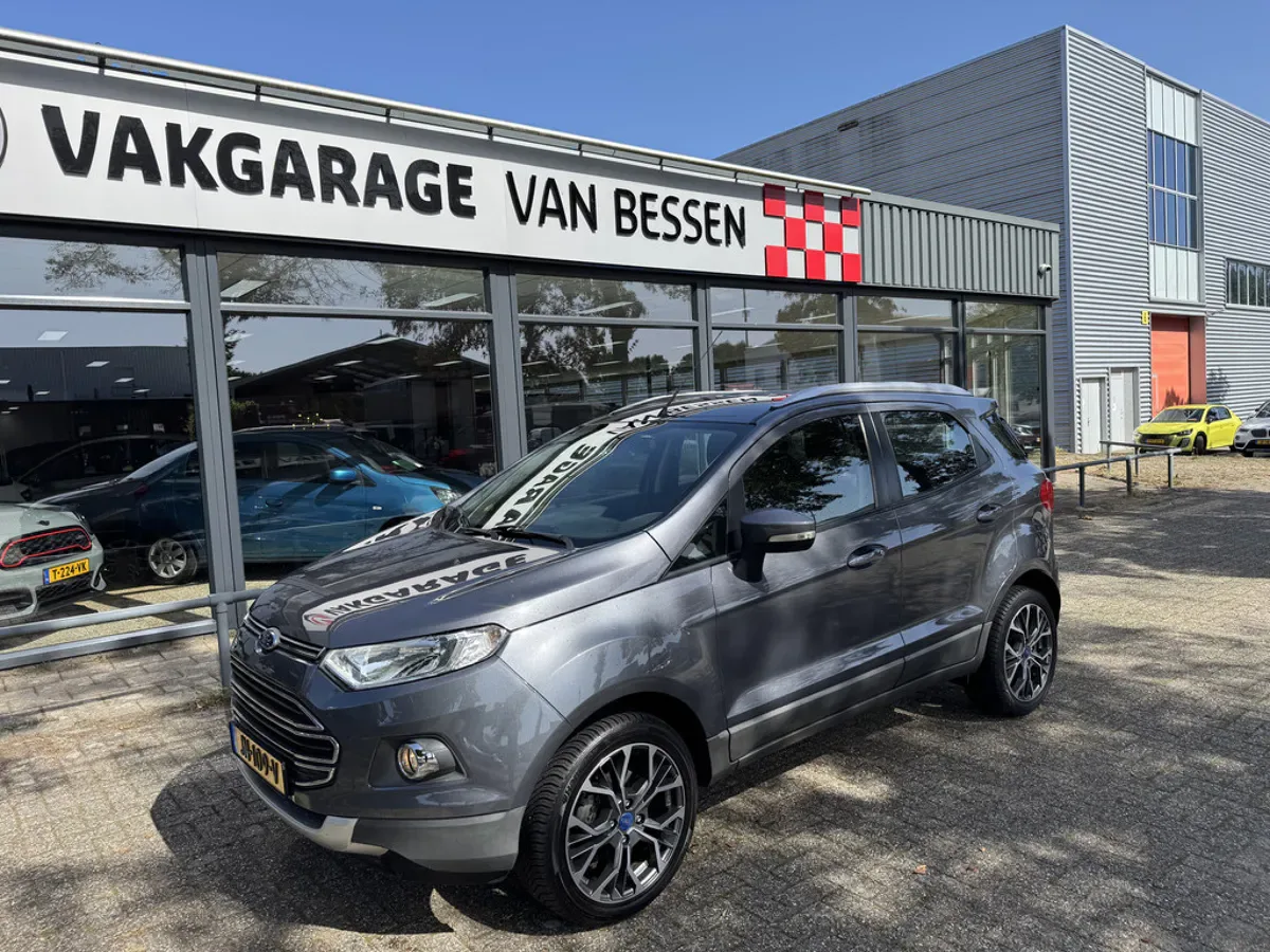Ford EcoSport (2016) — foto 1