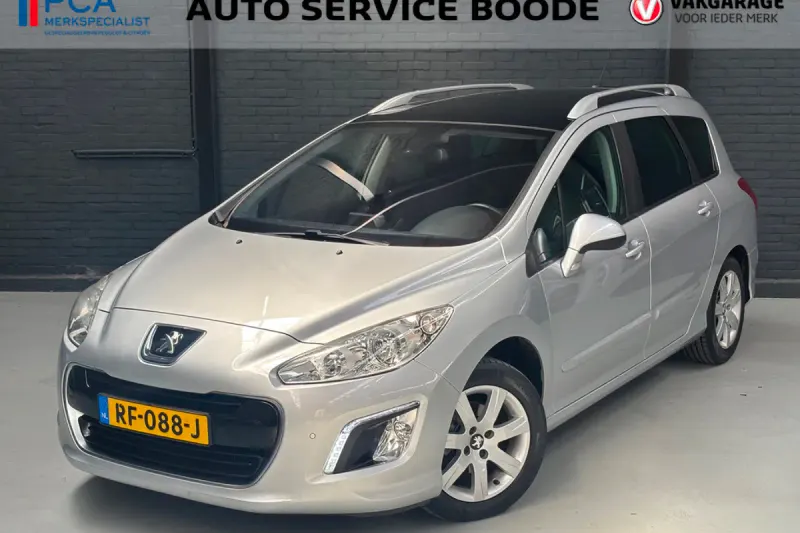 Peugeot 308 (2011)