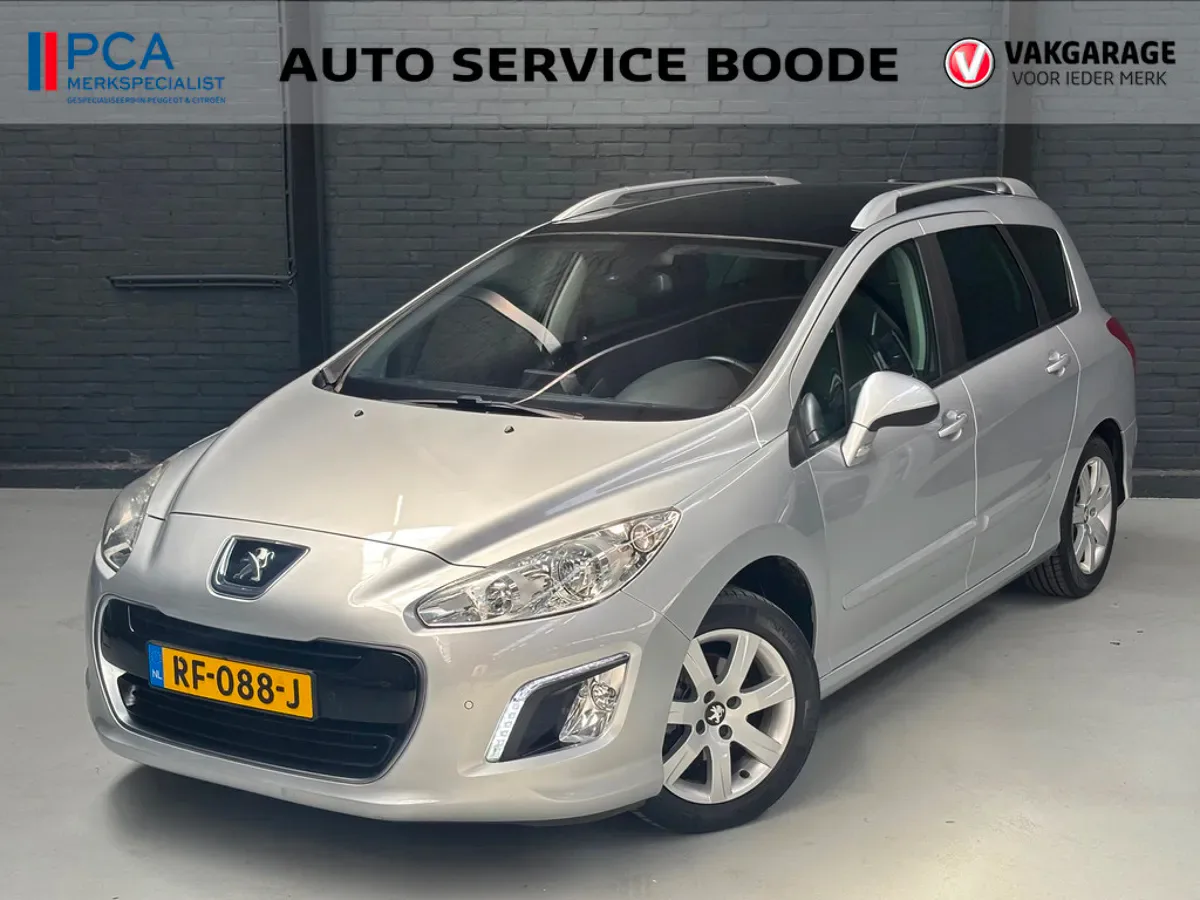 Peugeot 308 (2011) — foto 1