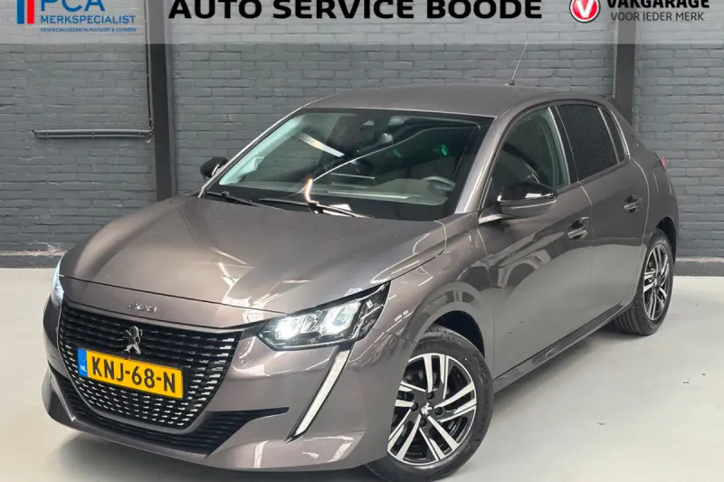 Peugeot 208 (2023)