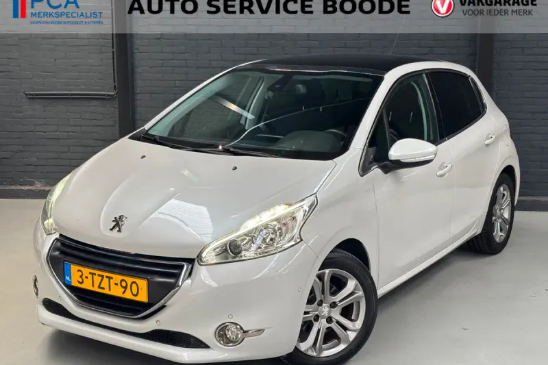 Peugeot 208 (2014)