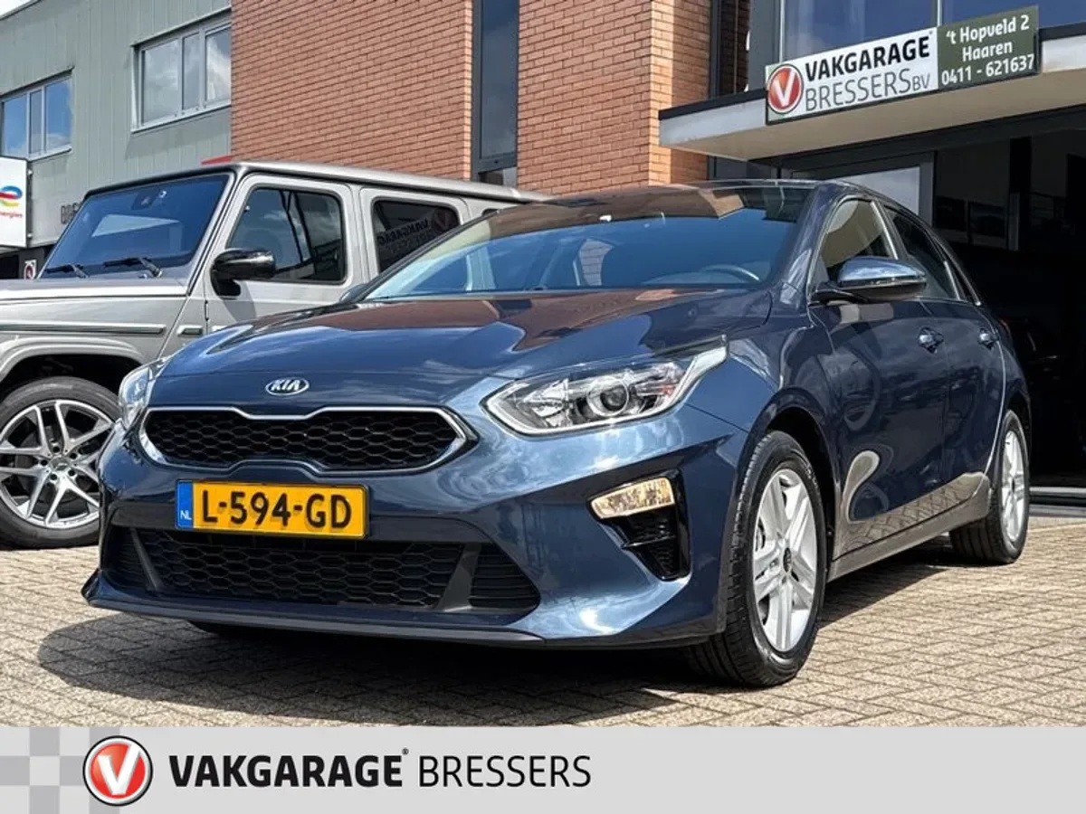 Kia Ceed (2021) — foto 1