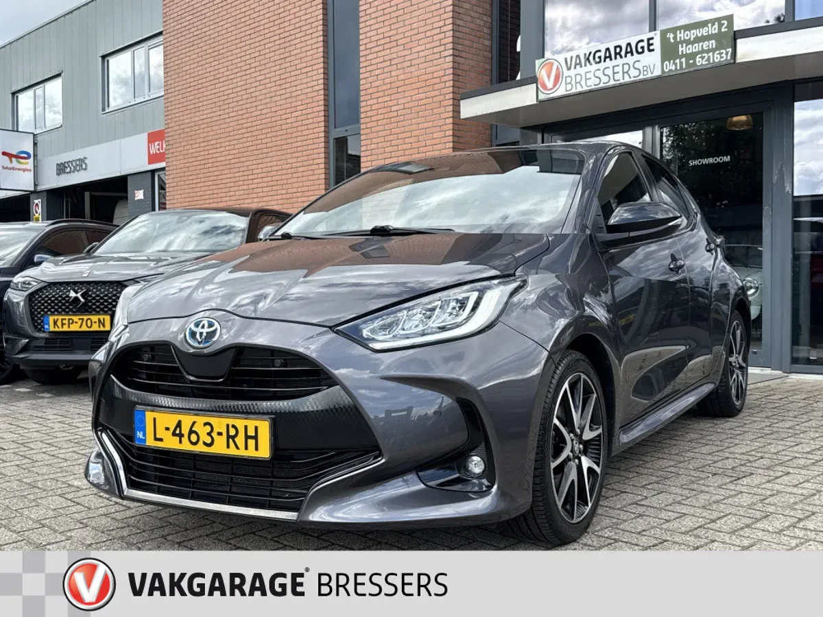 Toyota Yaris (2021) — foto 1
