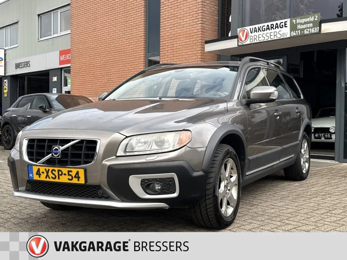 Volvo XC70 (2008) — foto 1