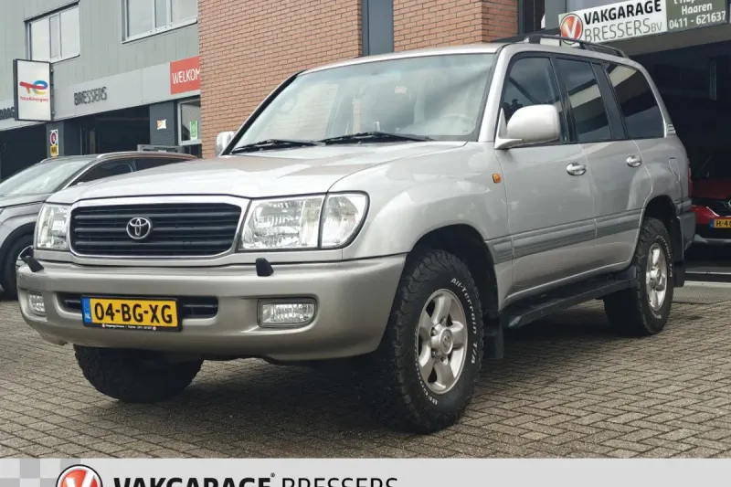 Toyota Land Cruiser (2002)