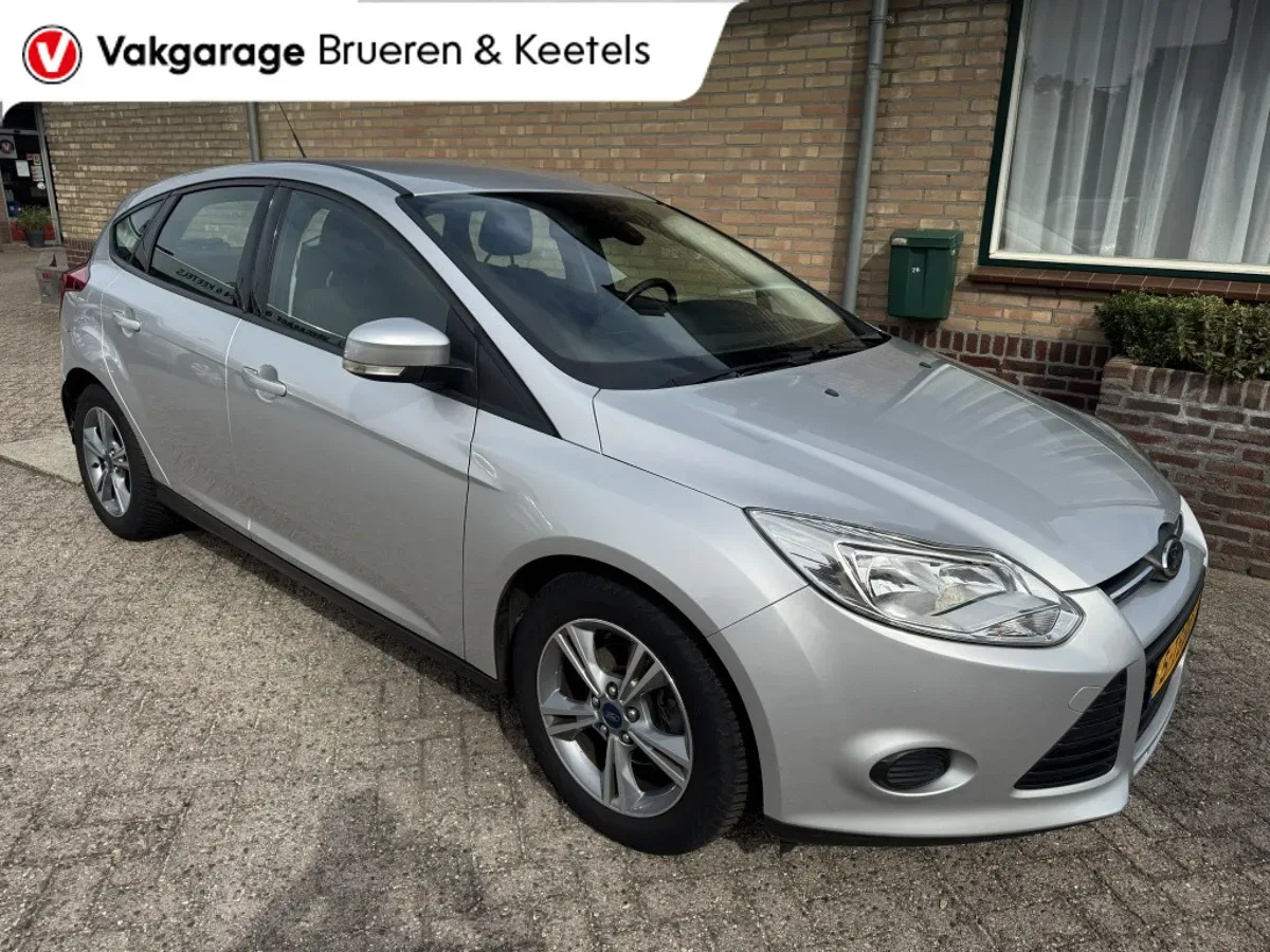 Ford Focus (2014) — foto 1