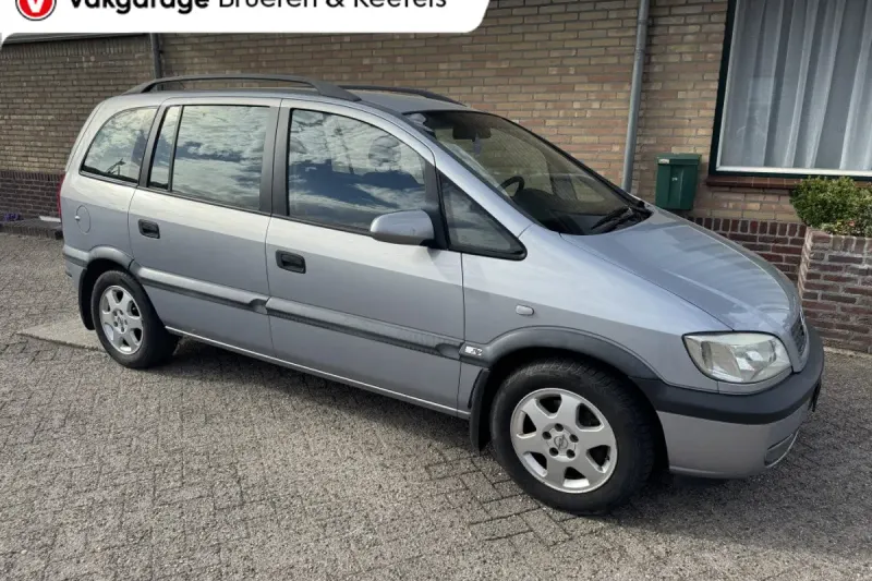 Opel Zafira (2001)