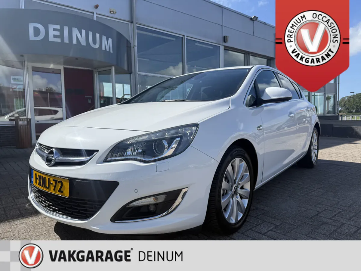 Opel Astra (2013) — foto 1