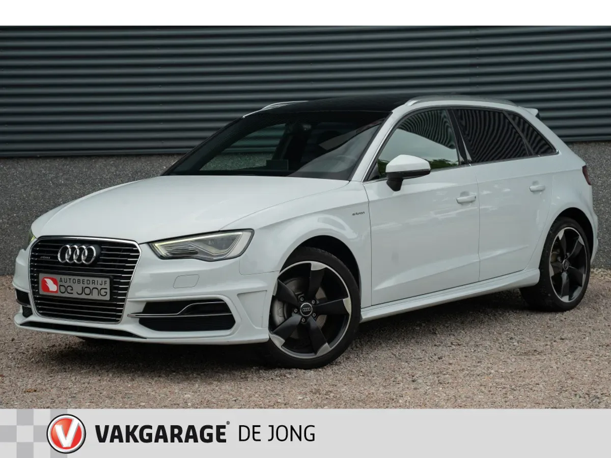 Audi A3 (2015) — foto 1