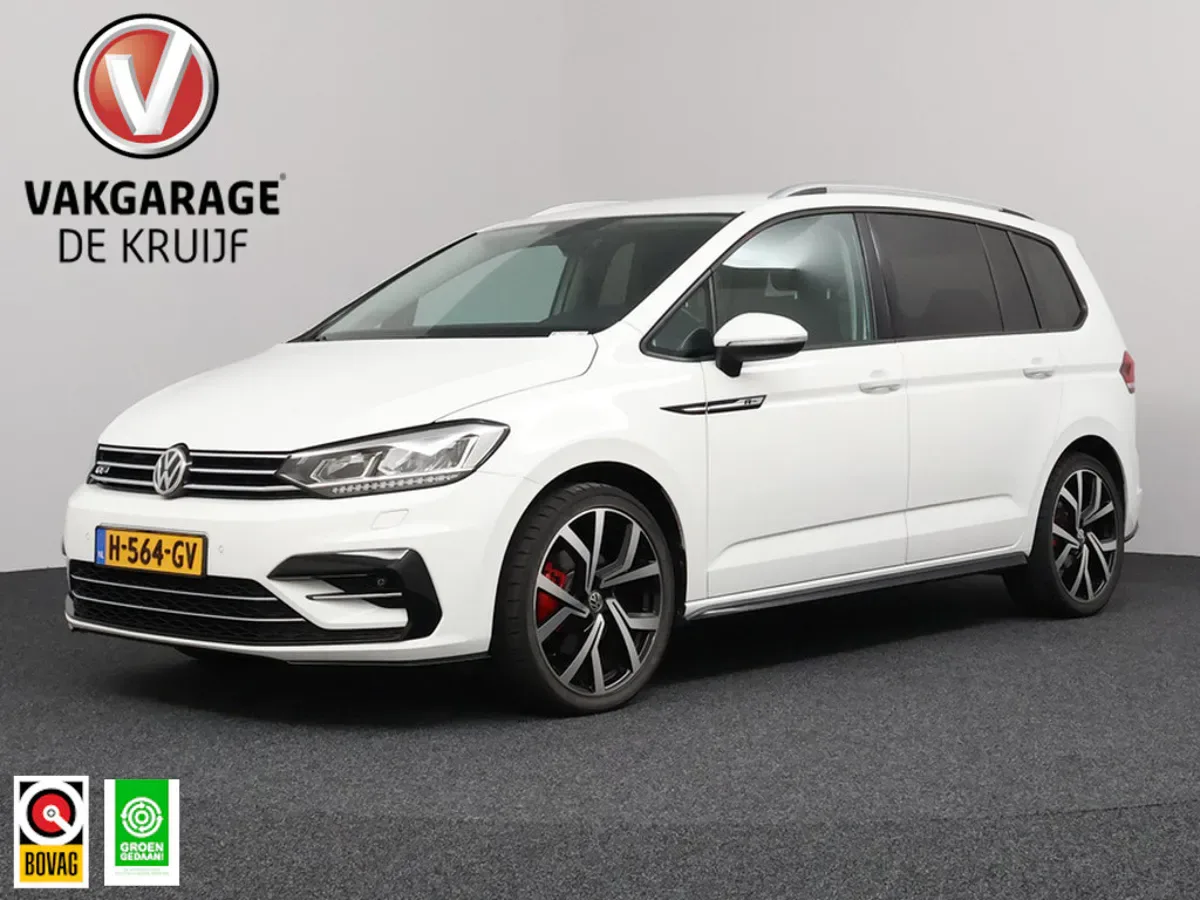 Volkswagen Touran (2019) — foto 1