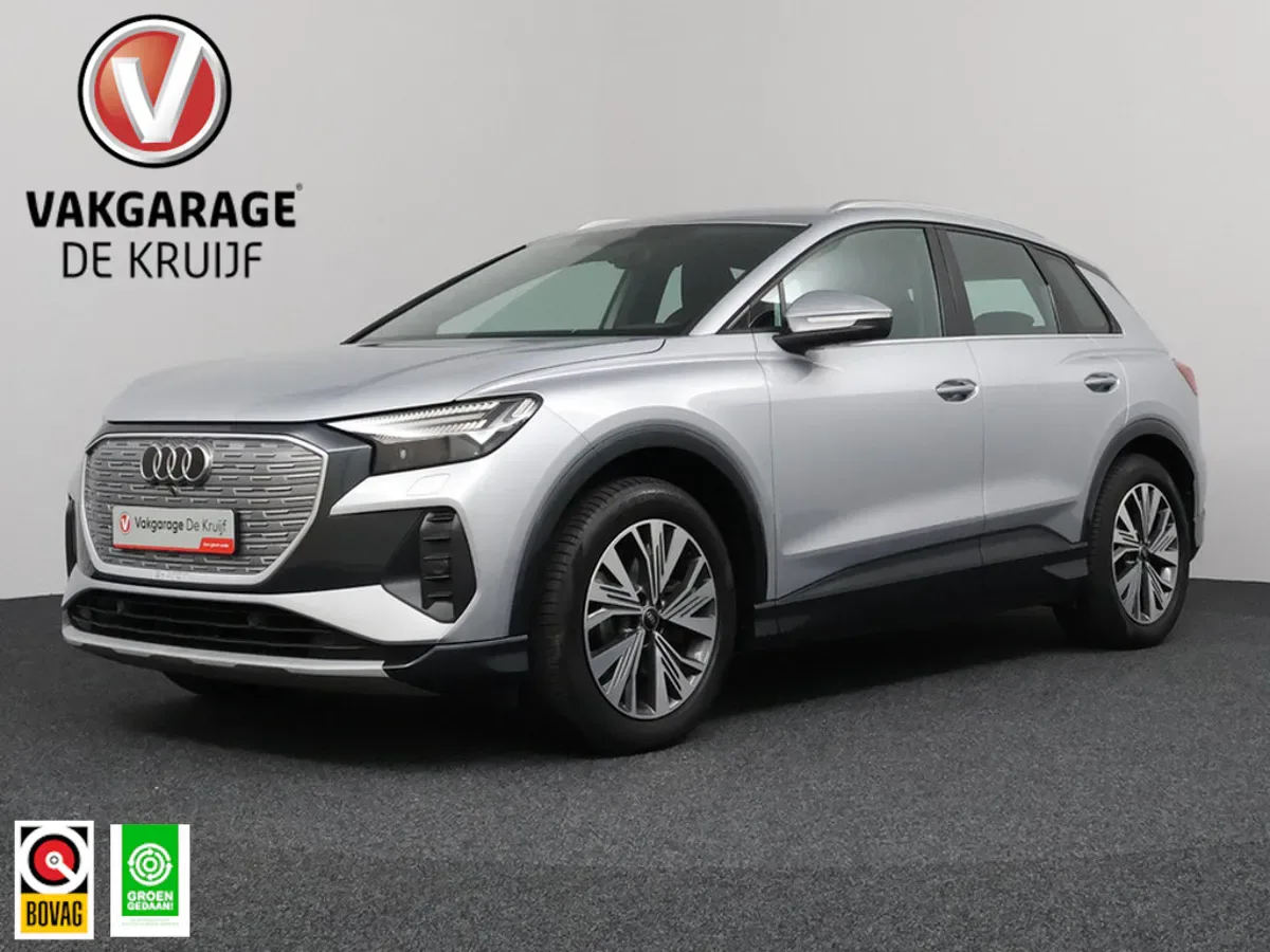 Audi Q4 e-tron (2023) — foto 1