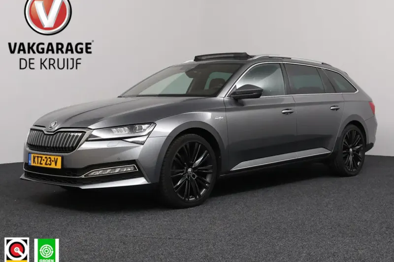 Škoda Superb (2023)