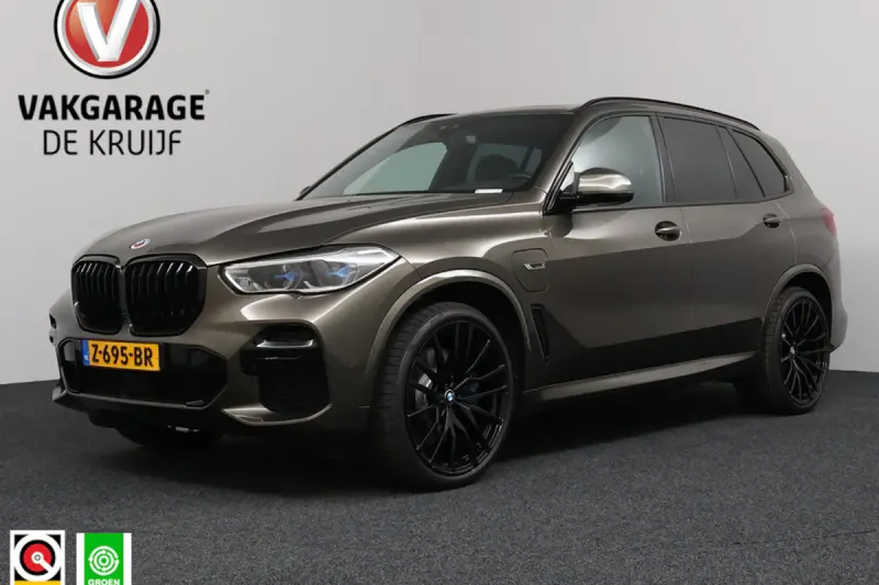 BMW X5 (2023)