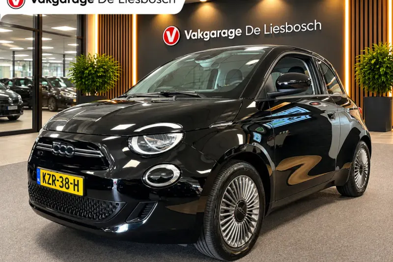 Fiat 500 (2024)