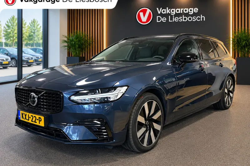 Volvo V90 (2023)