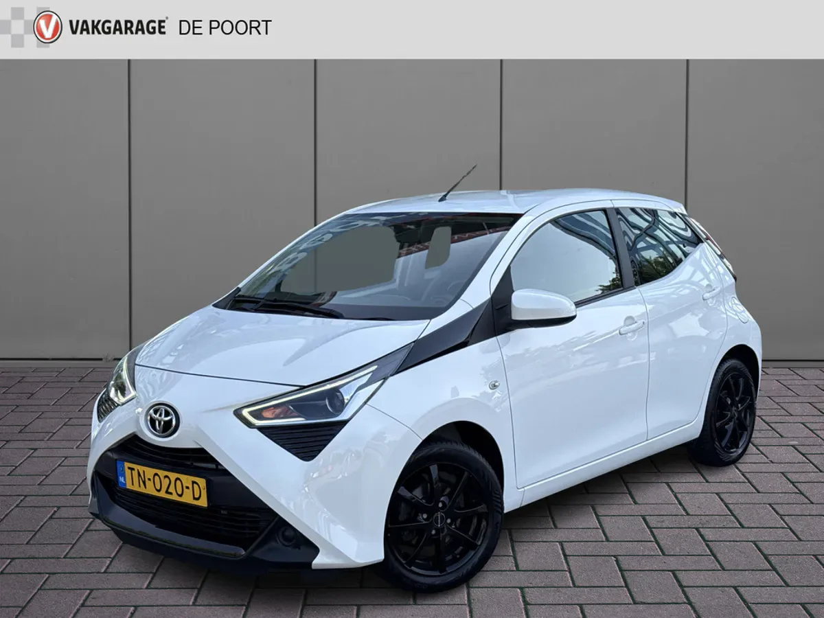 Toyota Aygo (2018) — foto 1