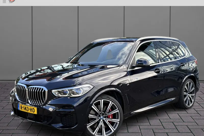 BMW X5 (2022)