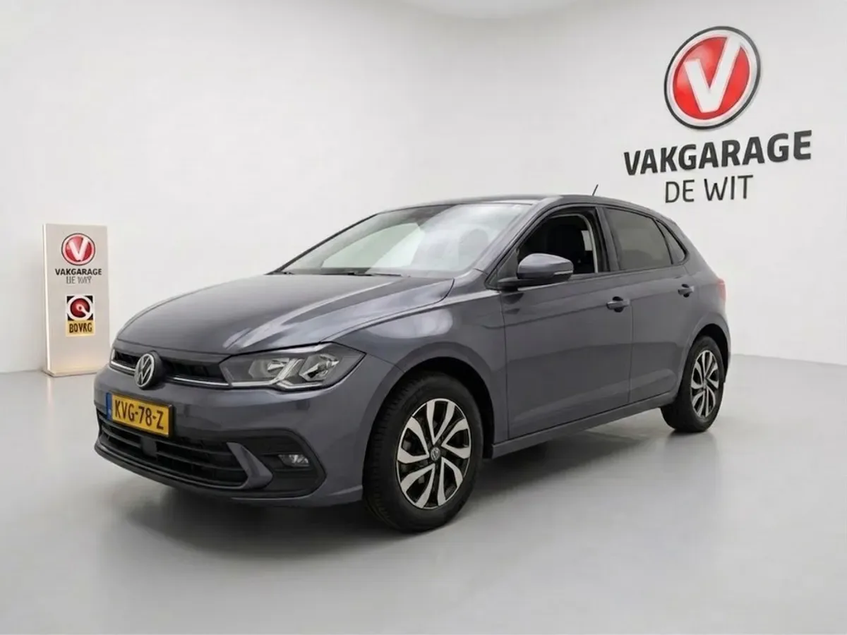 Volkswagen Polo (2023) — foto 1