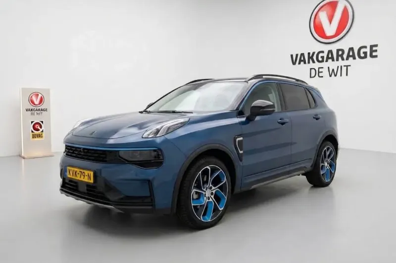 Lynk & Co 01 (2022)