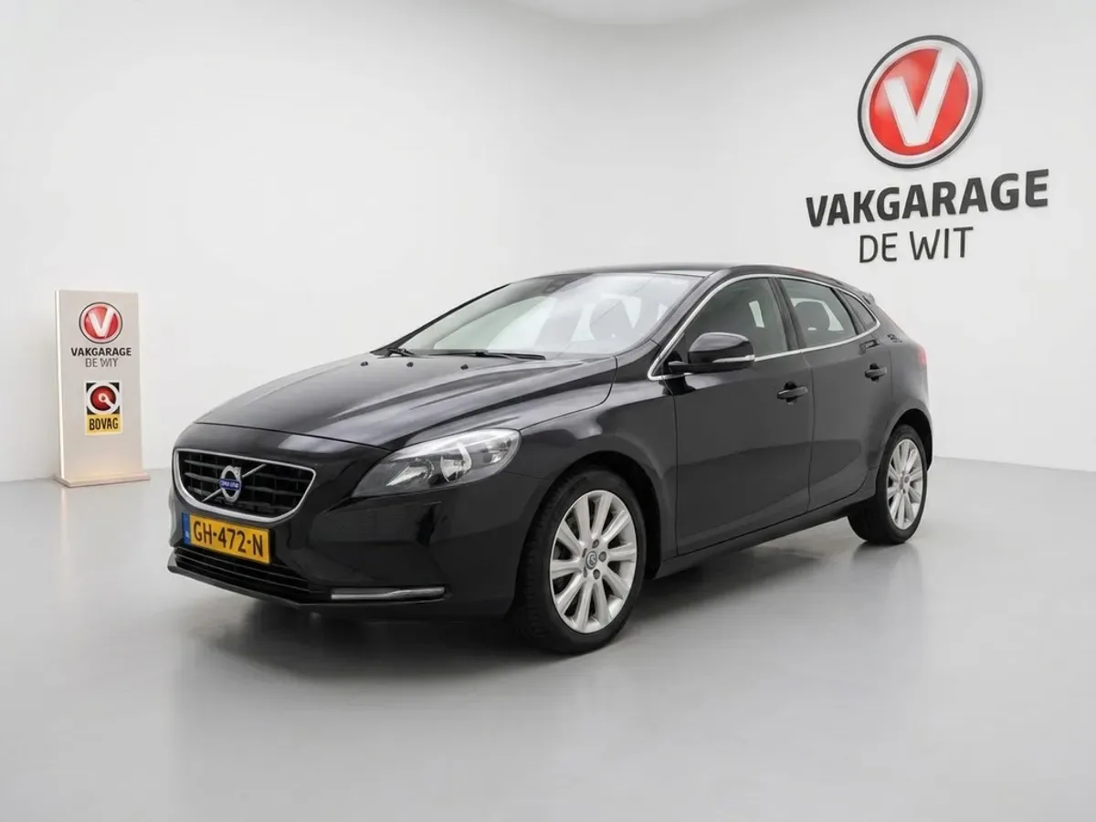 Volvo V40 (2015) — foto 1