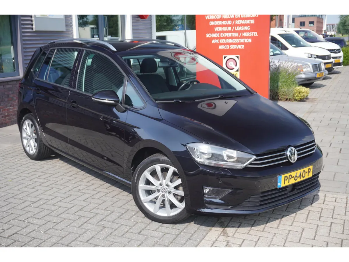Volkswagen Golf Sportsvan (2014) — foto 1