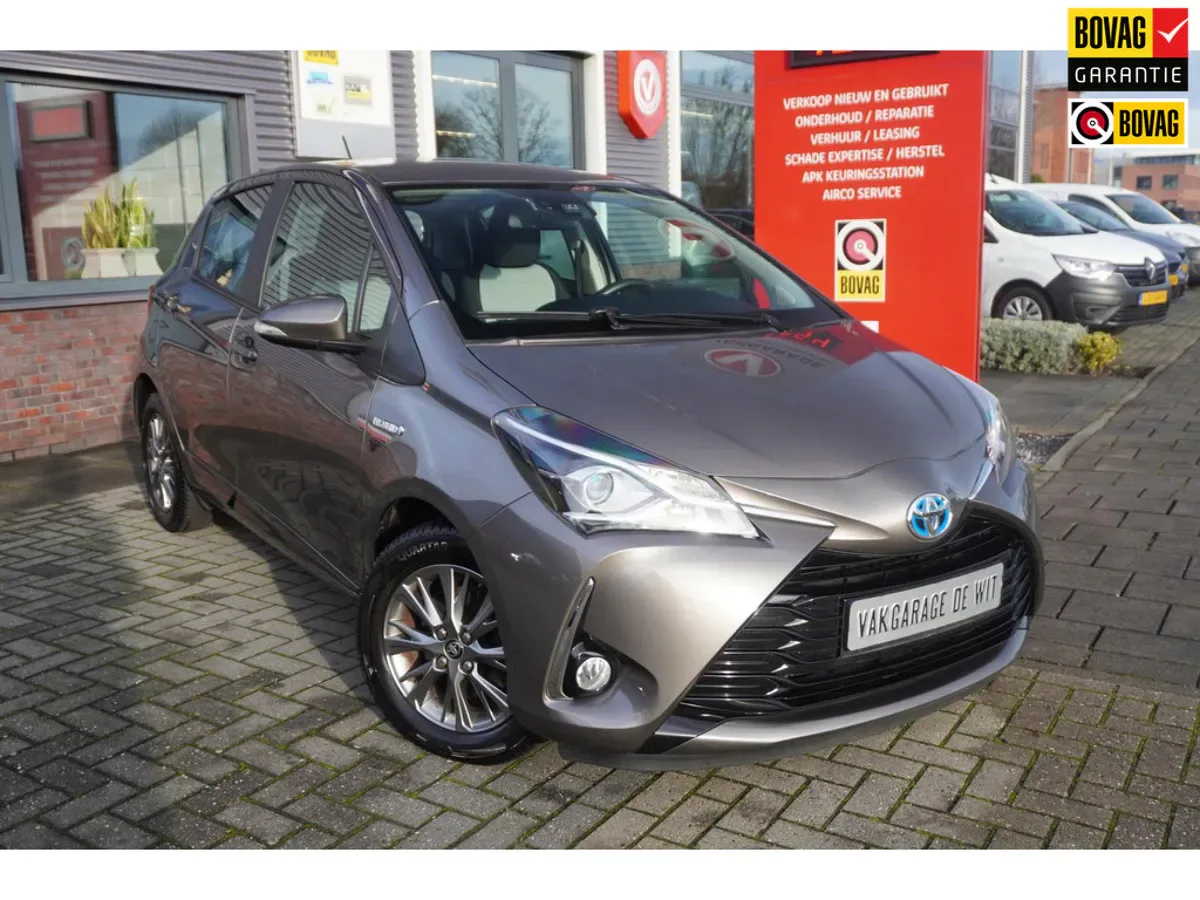Toyota Yaris (2017) — foto 1