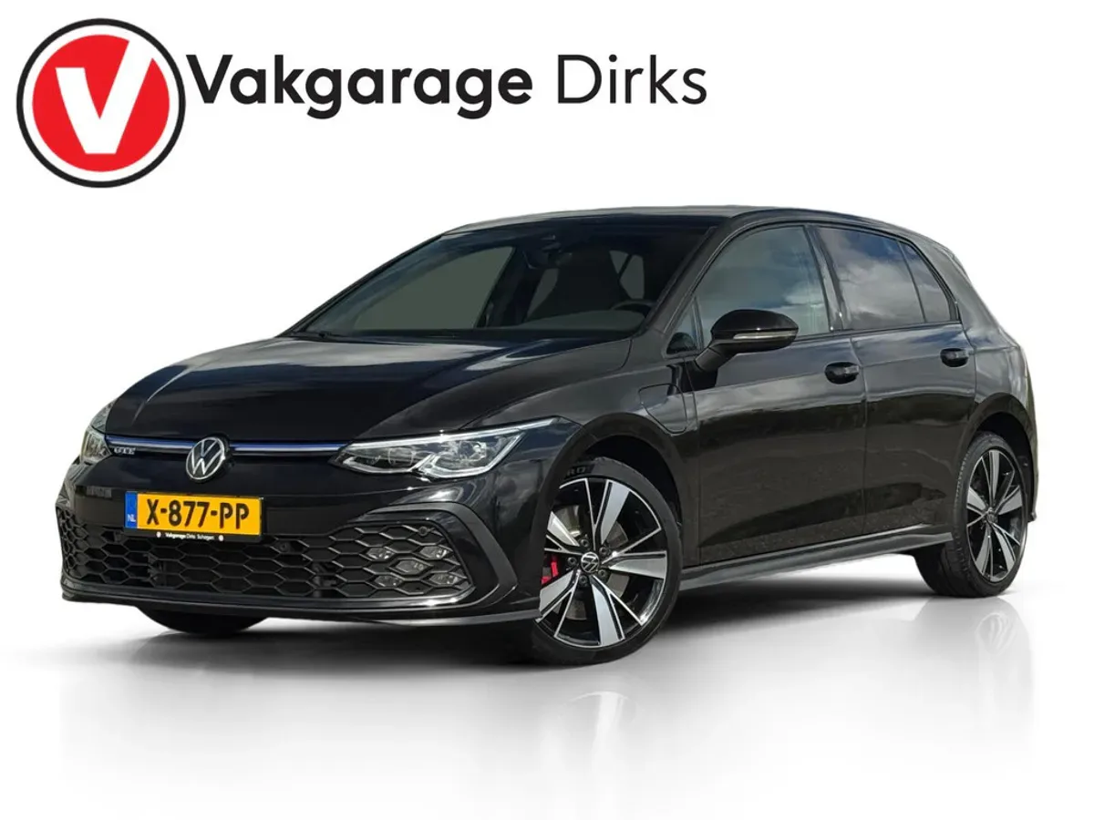 Volkswagen Golf (2021) — foto 1