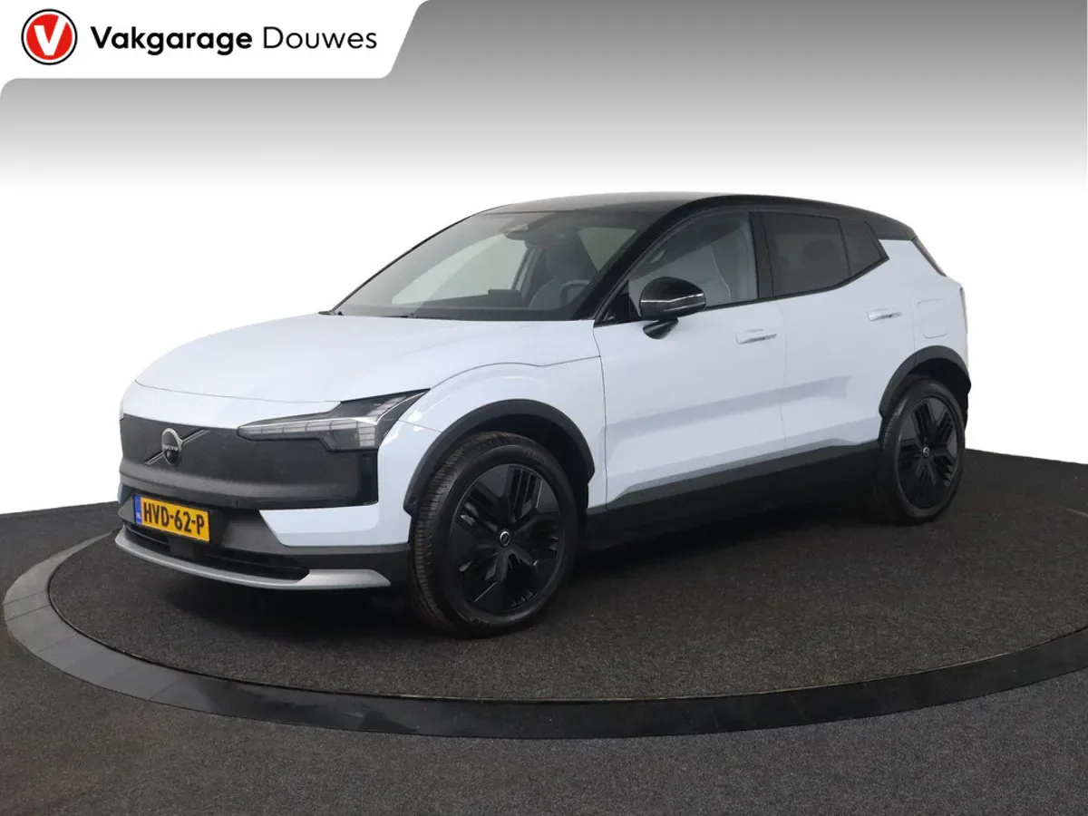 Volvo EX30 Cross Country (2025) — foto 1