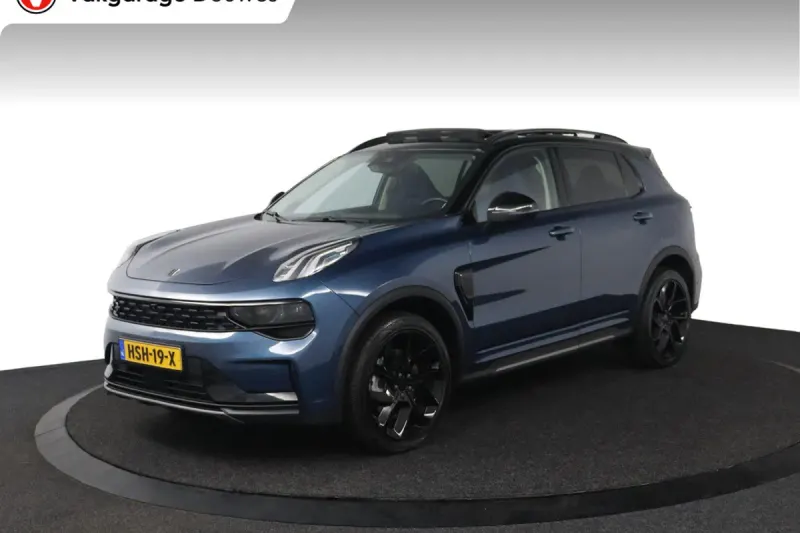 Lynk & Co 01 (2022)
