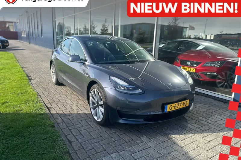 Tesla Model 3 (2019)