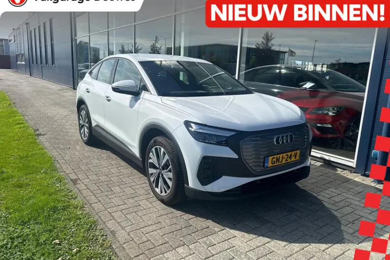 Audi Q4 e-tron (2023)
