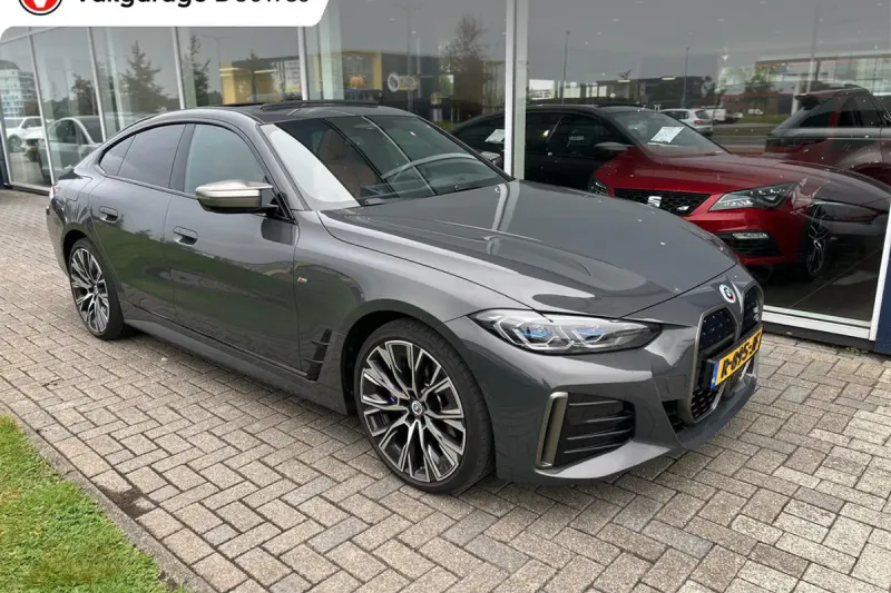 BMW i4 (2022)